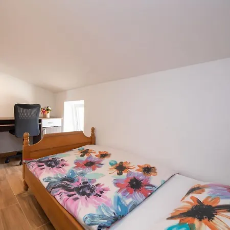 Apartment Anna Icici